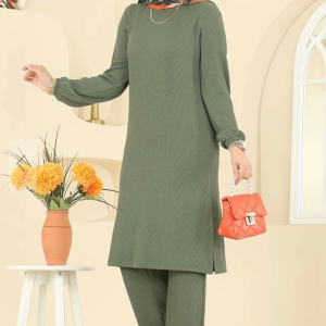 Pleteni dvodijelni komplet